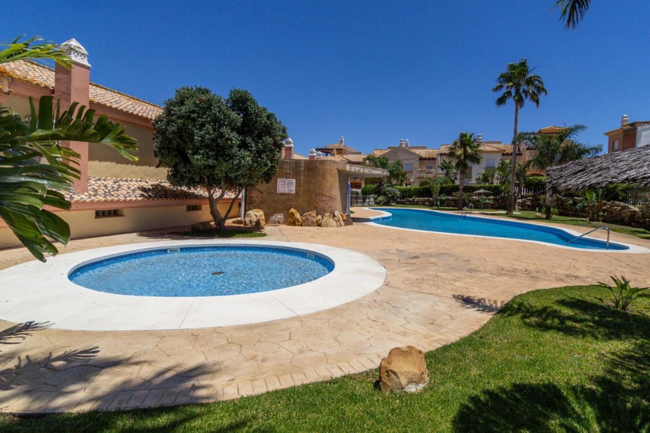 Zahara Sol Villas Y Apartamentos By Qhotels Zahara de los Atunes Εξωτερικό φωτογραφία