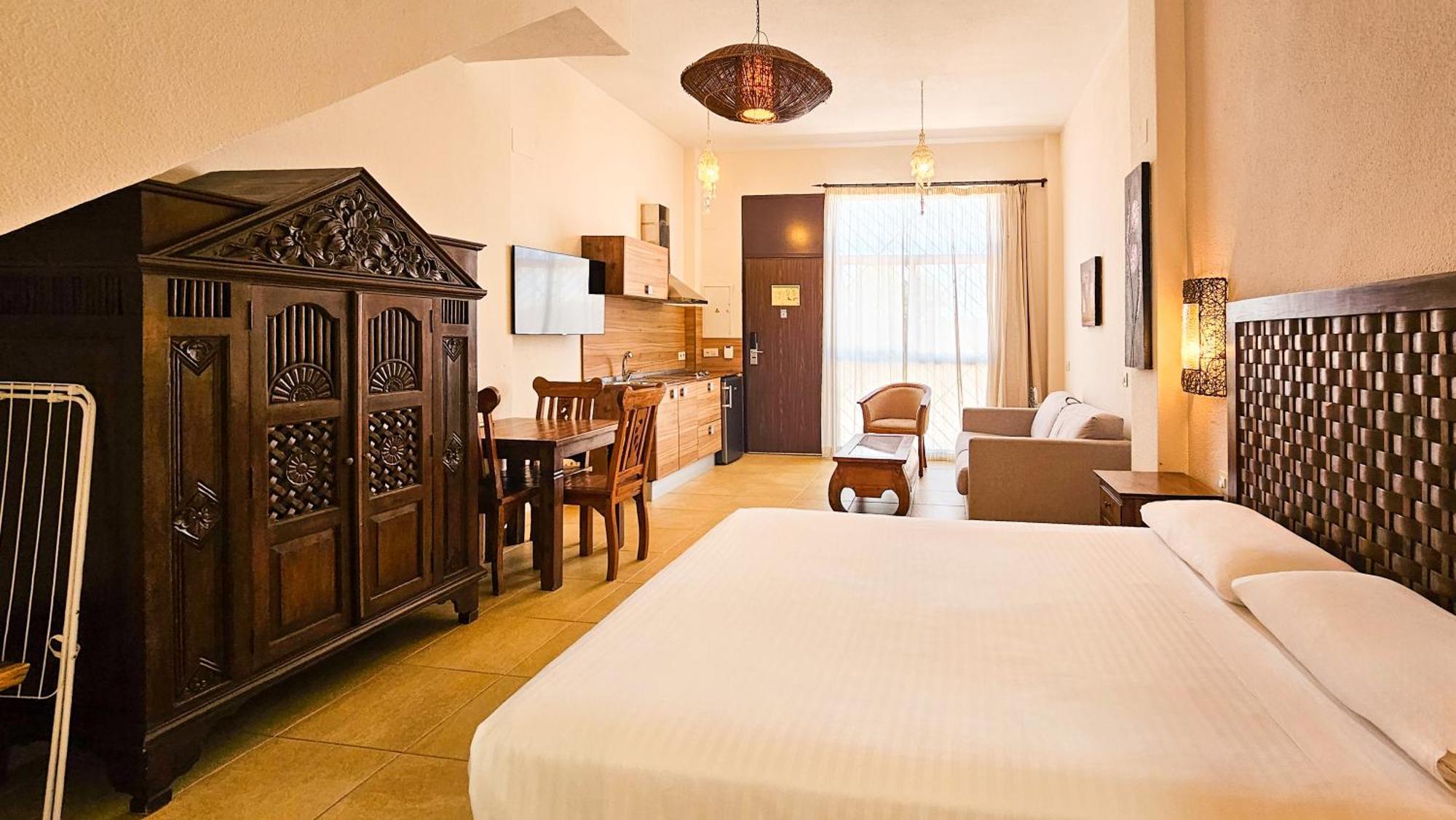 Zahara Sol Villas Y Apartamentos By Qhotels Zahara de los Atunes Εξωτερικό φωτογραφία