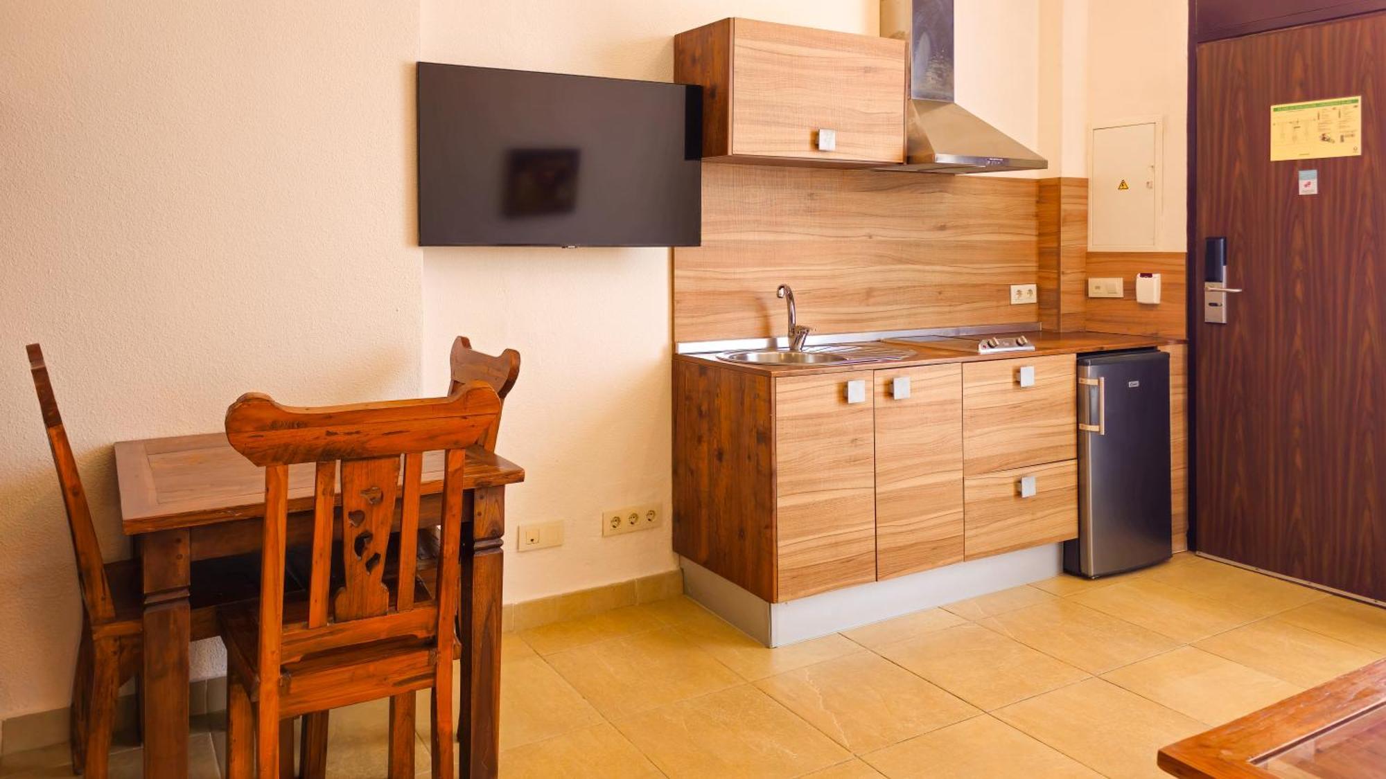 Zahara Sol Villas Y Apartamentos By Qhotels Zahara de los Atunes Εξωτερικό φωτογραφία