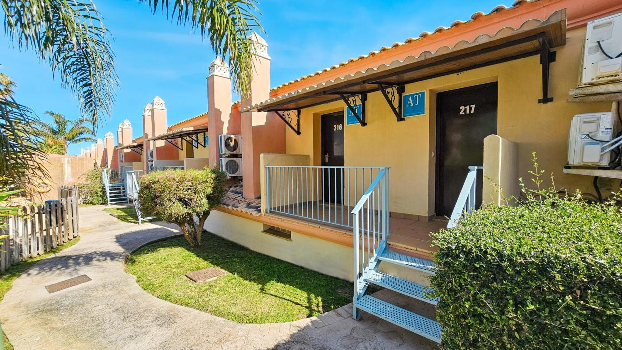 Zahara Sol Villas Y Apartamentos By Qhotels Zahara de los Atunes Εξωτερικό φωτογραφία